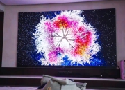 震撼开箱！全国首台163�己Ｐ�UX Micro LED无界巨幕落户深圳湾